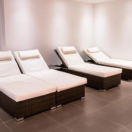 Baltic House Sandburg *